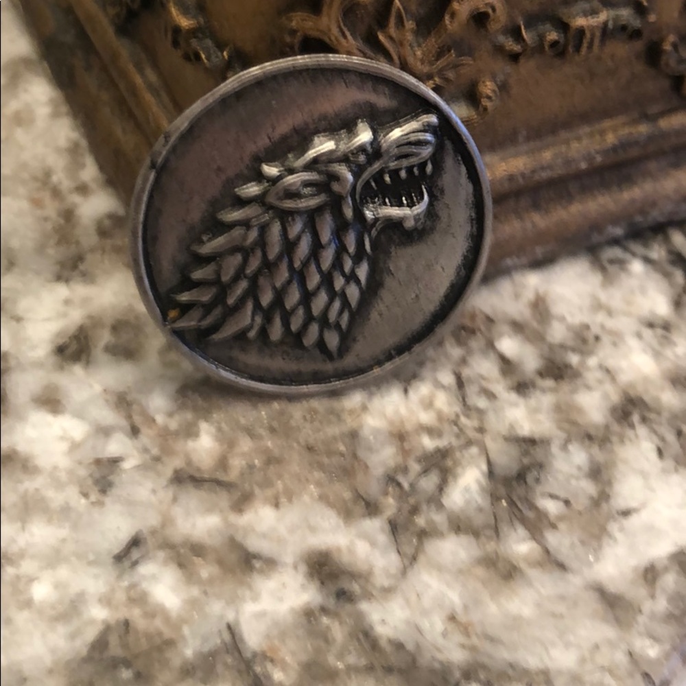Game of Thrones pin